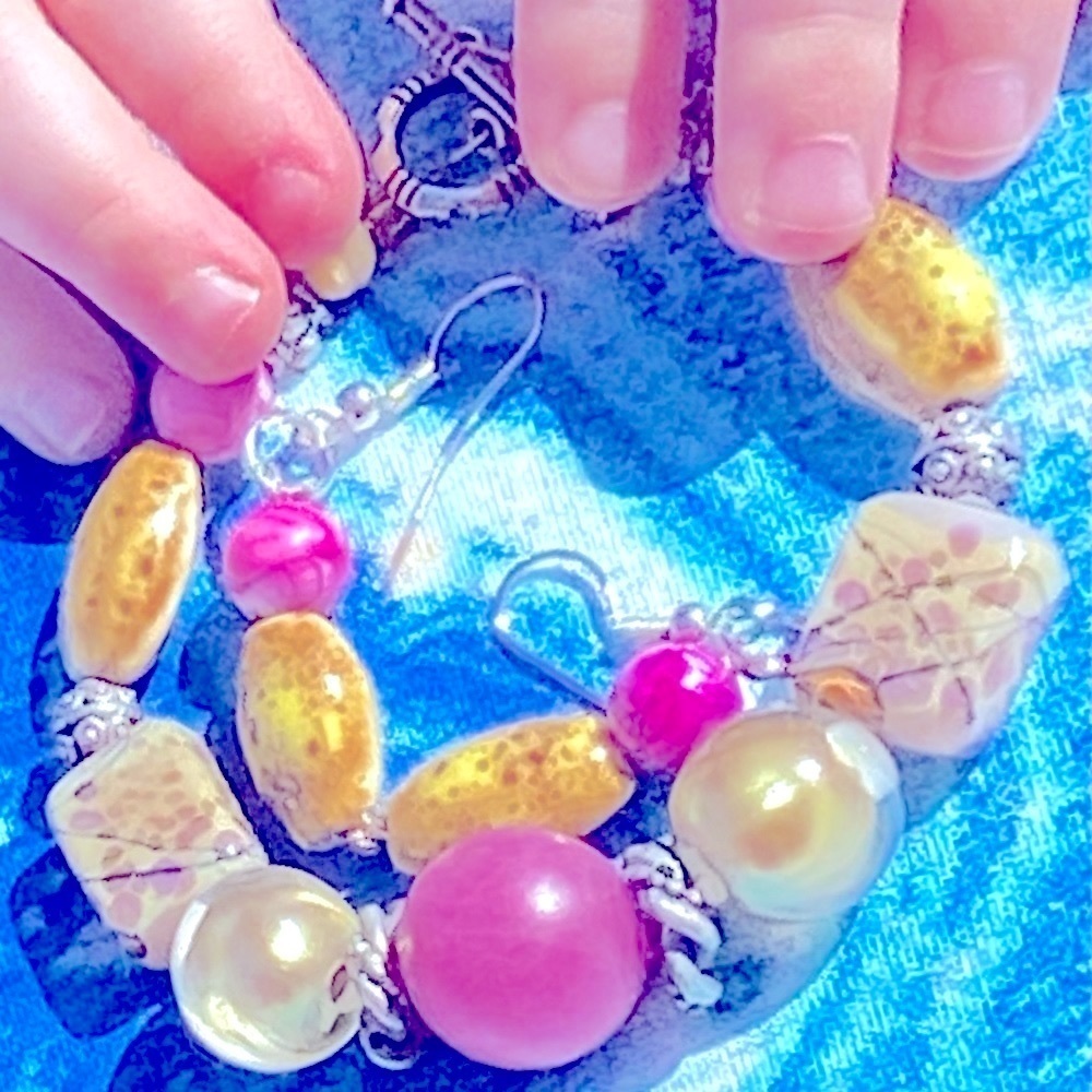 Handmade Beaded Bracelet & Earring Set- Beautiful Colors-Gently Used Condition - Picture 6 of 16